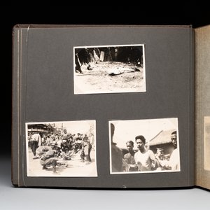 (PLEASE NOTE, GRAPHIC VIOLENT CONTENT!) A photo album with executions, beheadings and tortures in China, 19/20th C. — photo 8