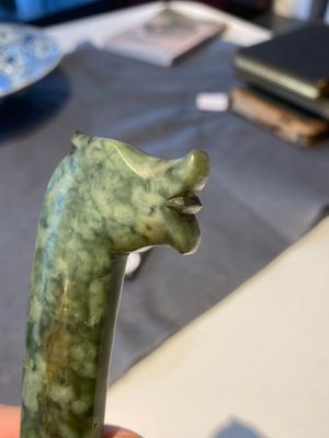 Poignard moghol à manche zoomorphique en jade vert, Inde, 17ème — photo 14