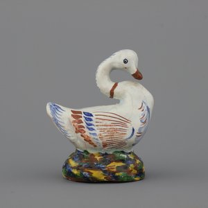 Polychrome Delftse zwaan, 18e eeuw — foto 1