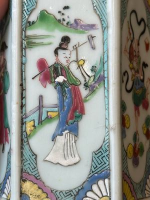 Pot à pinceaux de forme hexagonale en porcelaine de Chine famille rose, Yongzheng — photo 10