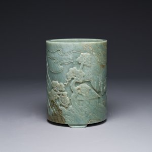 Pot à pinceaux en jade vert épinard à décor en relief, Chine, 18ème — photo 1
