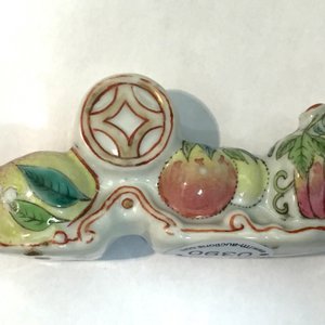 Pot à pinseaux en porcelaine de Chine en forme de fruits sanduo, 19e — photo 6