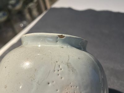 Pot de pharmacie en faïence en bleu et blanc dans le style de Delft, Angleterre, probablement Londres, 18ème — photo 9