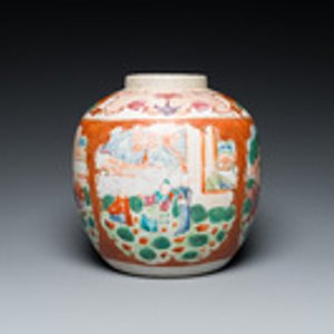 Pot en porcelaine de Chine famille rose à sujet mandarin au couvercle et socle en bois, Qianlong/Jiaqing — photo 2