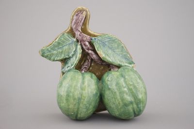 Prunes en faïence polychrome de Delft, 18e