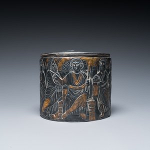 Pyxide en argent partiellement doré, probablement byzantine, peut-être Italie, 14ème ou postérieur — photo 2