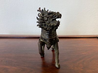 Qilin en bronze, Chine, probablement Kangxi — photo 2
