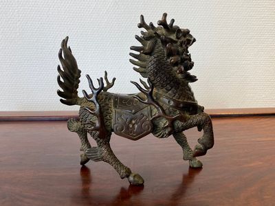 Qilin en bronze, Chine, probablement Kangxi — photo 3