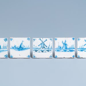 Quarante carreaux en faïence de Delft en bleu et blanc, 18ème — photo 4