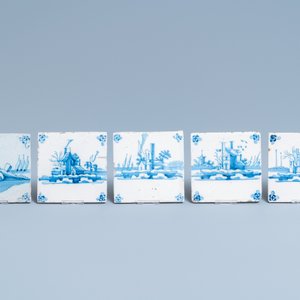 Quarante carreaux en faïence de Delft en bleu et blanc, 18ème — photo 5