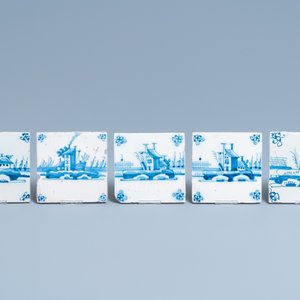 Quarante carreaux en faïence de Delft en bleu et blanc, 18ème — photo 7