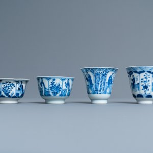 Quarante-six tasses et vingt-cinq soucoupes en porcelaine de Chine en bleu et blanc, divers marques, 19ème — photo 3