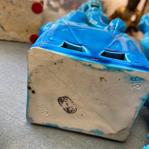 Quatorze modèles de lions bouddhistes en porcelaine de Chine turquoise monochrome et famille verte, 19/20ème — photo 18