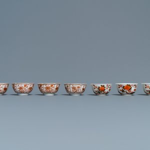 Quatorze tasses et neuf soucoupes en porcelaine de Chine en rouge de fer et doré, Kangxi/Qianlong — photo 6