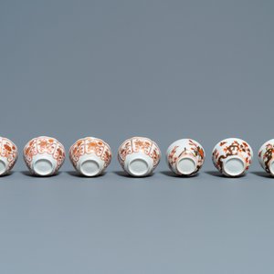Quatorze tasses et neuf soucoupes en porcelaine de Chine en rouge de fer et doré, Kangxi/Qianlong — photo 9