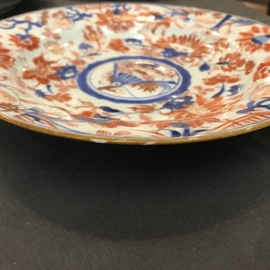Quatre assiettes en porcelaine de Chine de style Imari, Kangxi — photo 8