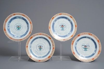 Quatre assiettes en porcelaine de Chine doucai, Yongzheng