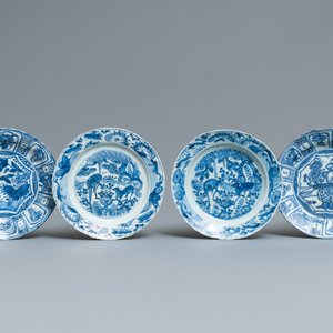 Quatre assiettes en porcelaine de Chine en bleu et blanc de type kraak, Wanli — photo 1