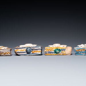 Quatre boîtes à épices en faïence polychrome de Talavera, Espagne, 18ème — photo 4