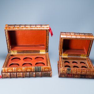 Quatre boîtes formées d'un ensemble de livres en trompe-l'oeil, France, 20ème — photo 15