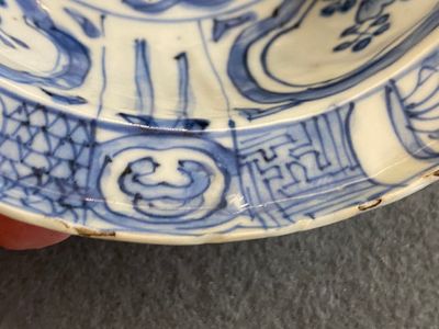 Quatre bols de type klapmuts en porcelaine de Chine en bleu et blanc de type kraak, Wanli — photo 8