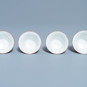 Quatre bols en porcelaine de Chine Bencharong pour le marché thai, 19ème — photo 6