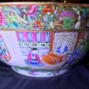 Quatre bols en porcelaine de Chine bleu et blanc, famille rose et de style Imari, 18/19ème — photo 32