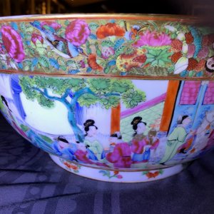 Quatre bols en porcelaine de Chine bleu et blanc, famille rose et de style Imari, 18/19ème — photo 40
