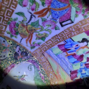 Quatre bols en porcelaine de Chine bleu et blanc, famille rose et de style Imari, 18/19ème — photo 46