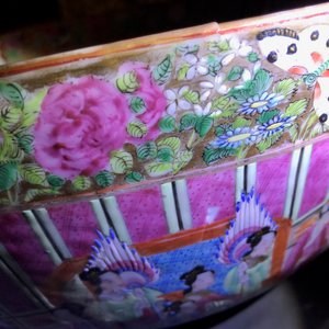 Quatre bols en porcelaine de Chine bleu et blanc, famille rose et de style Imari, 18/19ème — photo 55