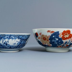 Quatre bols en porcelaine de Chine bleu et blanc, famille rose et de style Imari, 18/19ème — photo 8