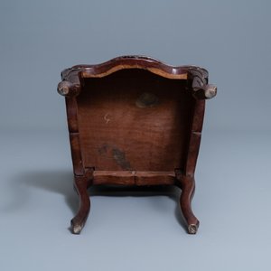 Quatre chaises en bois aux dos ajourés, Macao ou colonies portugaises, 19ème — photo 17
