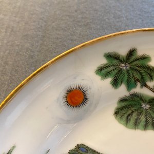 Quatre coupes et deux bols couverts en porcelaine de Chine famille rose de Canton, 19ème — photo 18