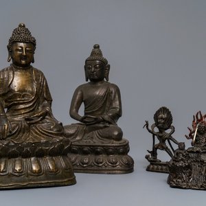 Quatre figures en bronze, Chine et Tibet, 18/19ème — photo 1