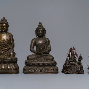 Quatre figures en bronze, Chine et Tibet, 18/19ème — photo 2