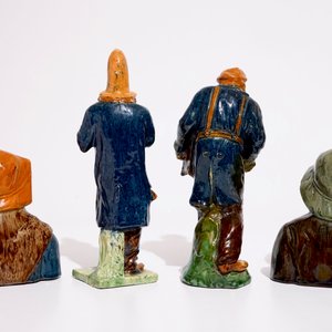 Quatre figures en poterie flamande d'une paire de pêcheurs et deux musiciens, prob. ateliers de Laignel, 19/20ème — photo 4