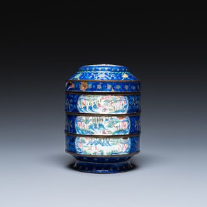 Quatre pièces en émaux de Canton à fond bleu, Chine, Qianlong/Jiaqing — photo 10