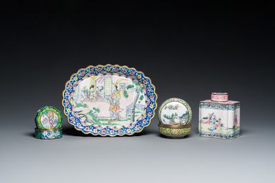 Quatre pièces en émaux de Canton, Chine, Qianlong et postérieur