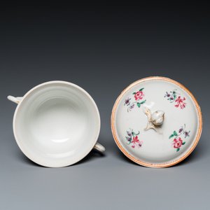 Quatre pièces en porcelaine de Chine famille rose aux sujets mythologiques et romantiques, Qianlong — photo 14