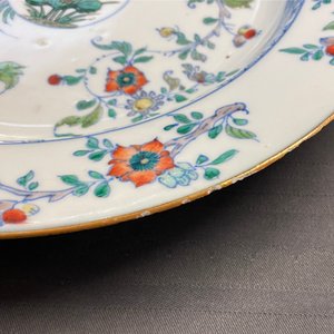 Quatre plats en porcelaine de Chine doucai, Kangxi — photo 21