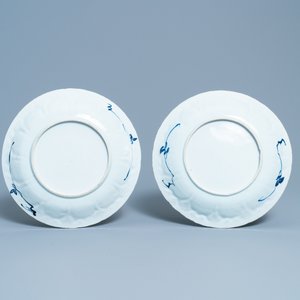 Quatre plats en porcelaine de Chine en bleu et blanc, Kangxi/Yongzheng — photo 5