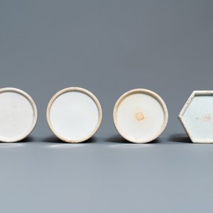 Quatre porte-chapeaux en porcelaine de Chine famille rose, 19/20ème — photo 6