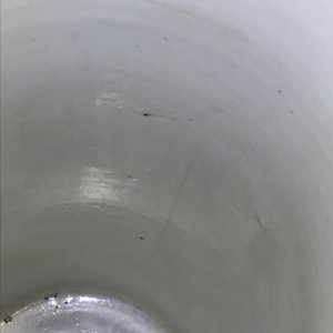 Quatre portes-chapeau et un vase en porcelaine de Chine qianjiang cai et famille rose, 19/20ème — photo 7