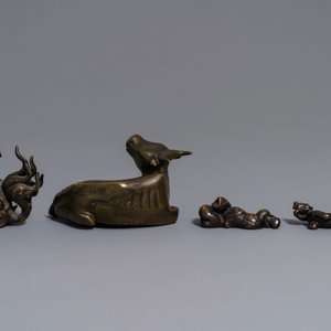 Quatre presse-papiers en bronze, Chine, 18/19ème — photo 3