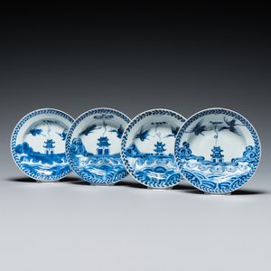 Quatre soucoupes en porcelaine de Chine en bleu et blanc, ancienne collection d'Auguste le Fort, Kangxi — photo 1