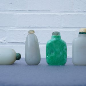 Quatre tabatières en jade blanc et céladon, Chine, 19/20ème — photo 6