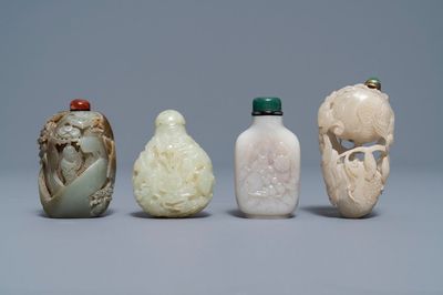 Quatre tabatières en jade, Chine, 19/20ème