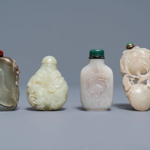 Quatre tabatières en jade, Chine, 19/20ème — photo 2