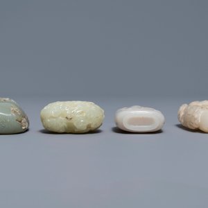 Quatre tabatières en jade, Chine, 19/20ème — photo 4