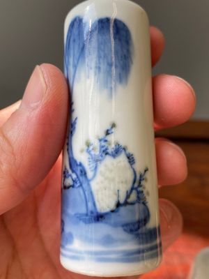 Quatre tabatières en porcelaine de Chine en bleu, blanc et rouge de cuivre, 19/20ème — photo 4